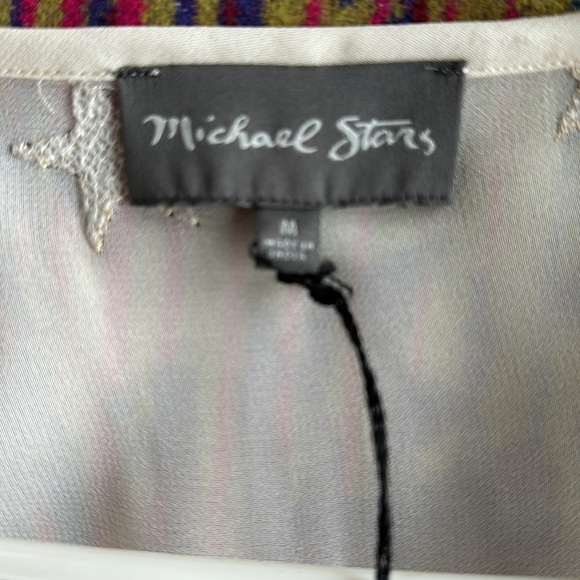 Woman’s blouse - Picture 5 of 7